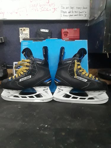 New Senior Bauer Nexus N7000 Hockey Skates Regular Width 7.5