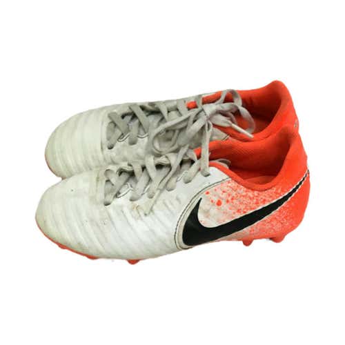 Used Nike Tiempo Youth 13 Cleat Soccer Outdoor Cleats