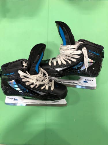 Used Senior True TF9 Hockey Goalie Skates (Regular) - Size: 8.5