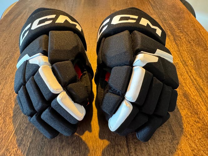 Like-new CCM 13"  Next Gloves