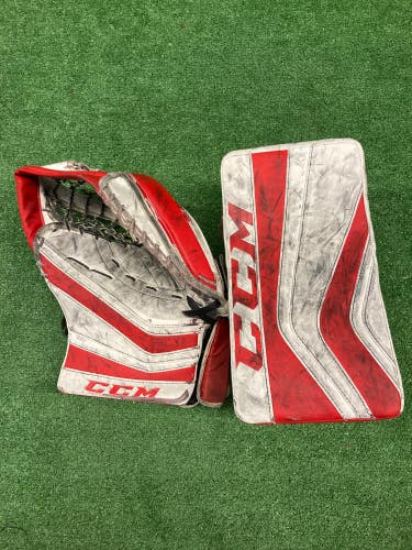 White Used Senior CCM Revolution 597 Goalie Gloves & Blockers Regular