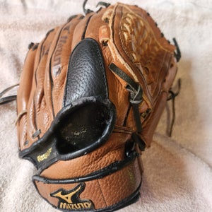 Mizuno Right Hand Throw Prospect Power Close Baseball Glove 11.5" Nice game Ready glove