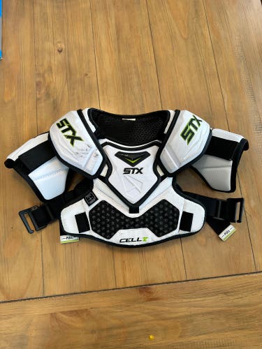 Youth lacrosse shoulder pads