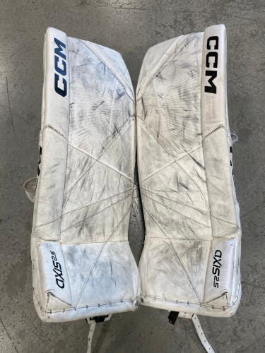 Used Junior CCM Axis 2.5 Hockey Goalie Leg Pads (28" + 1")
