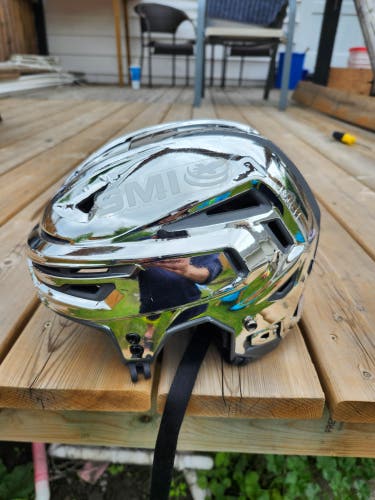 HSK  Medium Bauer Re-Akt 150 Helmet Pro Stock