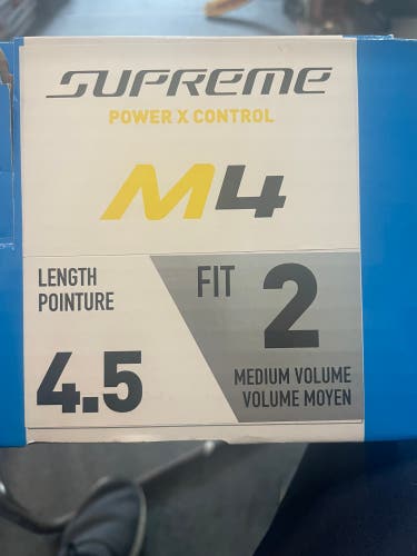 New Intermediate Bauer Size 4.5 Supreme M4 Hockey Skates