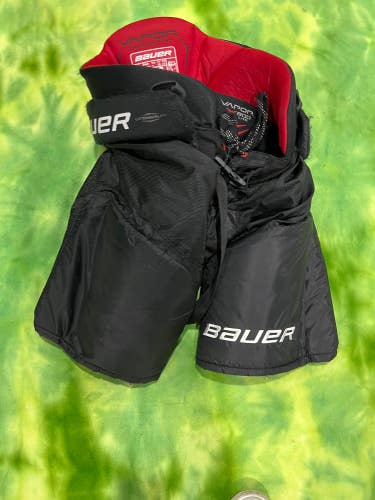 Black Used Senior Small Bauer vapor x800 lite Hockey Pants
