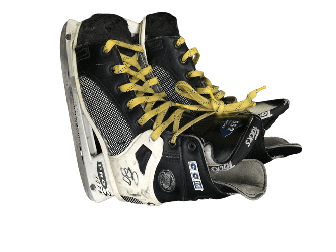 Used Ccm 05 Senior 5 Ice Hockey Skates