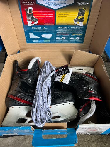 Used Senior Bauer Vapor 2X Hockey Skates