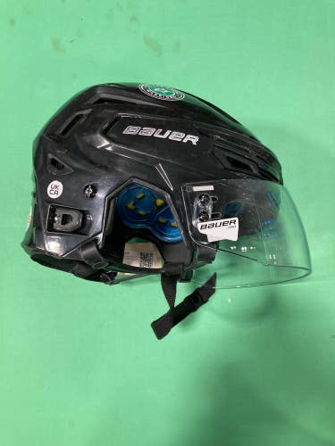 Used Black Large Bauer Re-Akt 150 Helmet