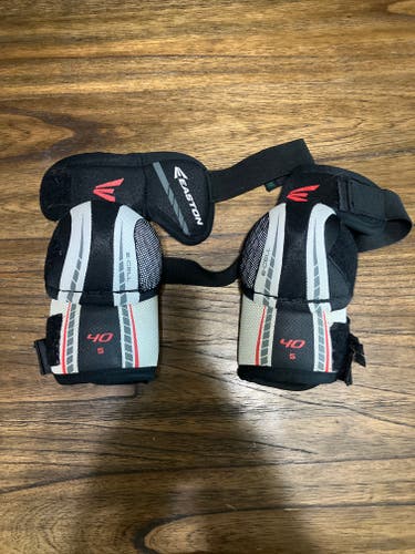 Used Junior Large Easton Synergy Elbow Pads