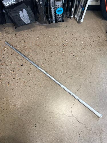 Under Armour Defense Shafts