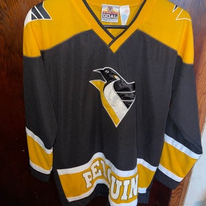 NHL Winning Goal Mighty Mac Sports Pittsburgh Penguins Hockey Jersey Youth Used.