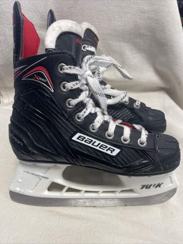 Junior Size 2 Bauer Vapor X350 Ice Hockey Skates