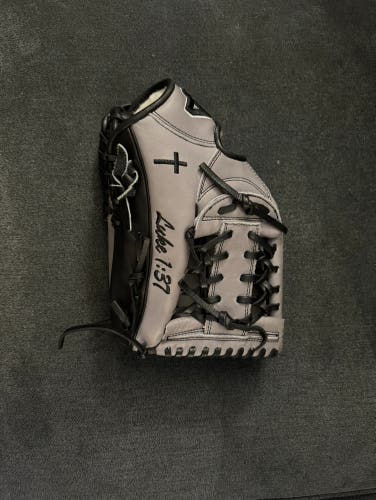 44pro outfield glove