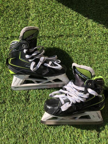 Used Bauer GSX Hockey Goalie Skates Regular Width Size 4.0 - Intermediate