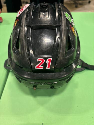 Used Bauer Re-Akt 150 Hockey Helmet (Size: Medium)