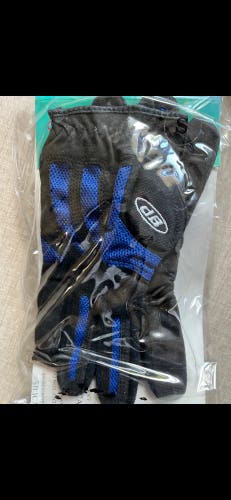 Women’s lacrosse gloves size small new