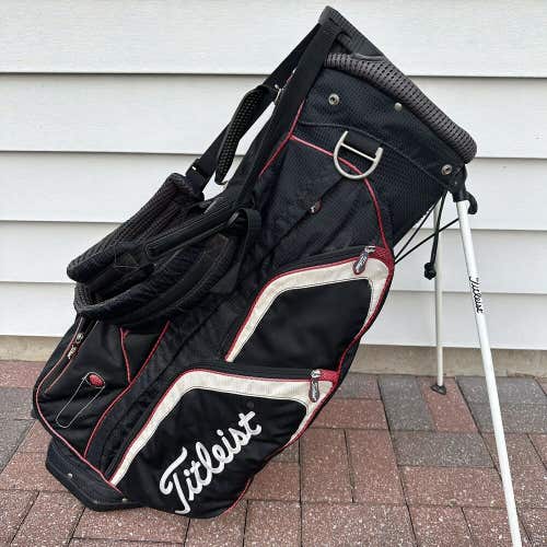 Titleist Hybrid 14 Stand Cart Golf Bag Black White Red