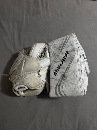 Bauer Vapor 2x Goalie Gloves Great Condition!
