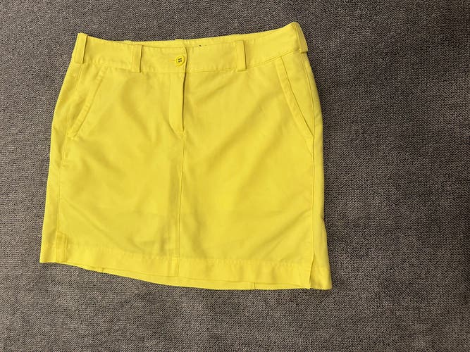 Nike Golf Women’s yellow skirt size 10