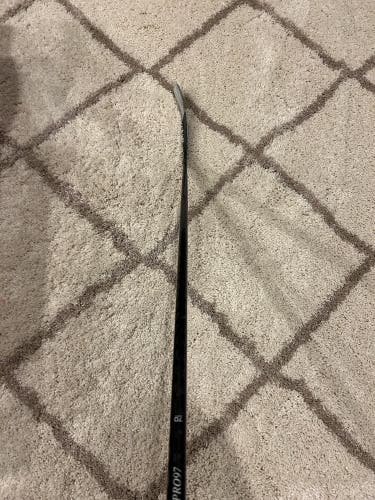 PROSTOCKHOCKEYSTICKS Pro97 RH 70 Flex Intermediate Stick