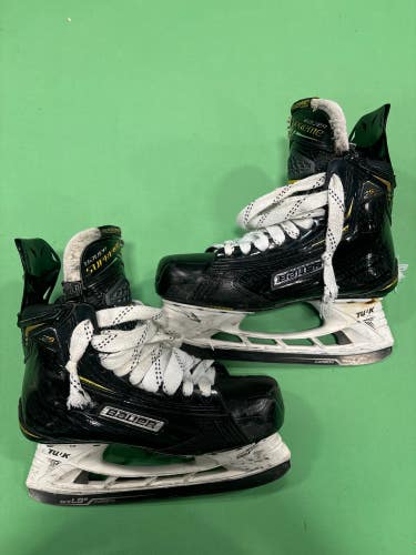 Used Intermediate Bauer Supreme 2S Pro Hockey Skates (Regular) - Size: 5