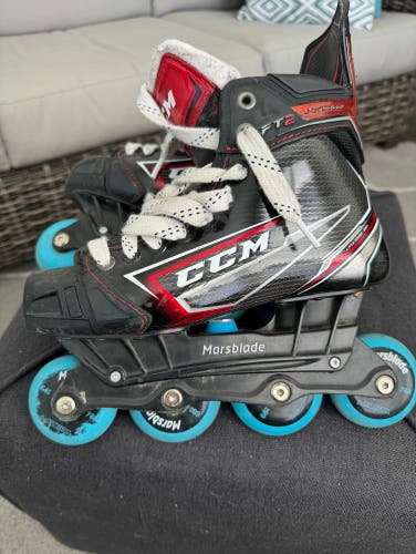 BUNDLE:  CCM FT2 size 5 regular with Marsblade & Black steel Runners
