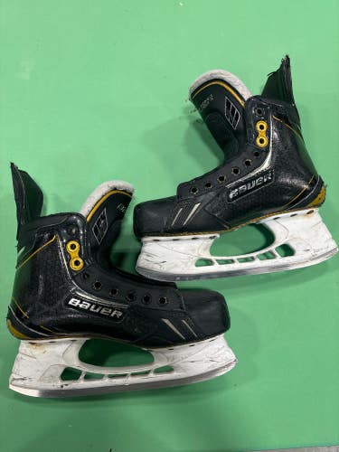 Used Intermediate Bauer Supreme One.9 Hockey Skates (Extra Wide) - Size: 6
