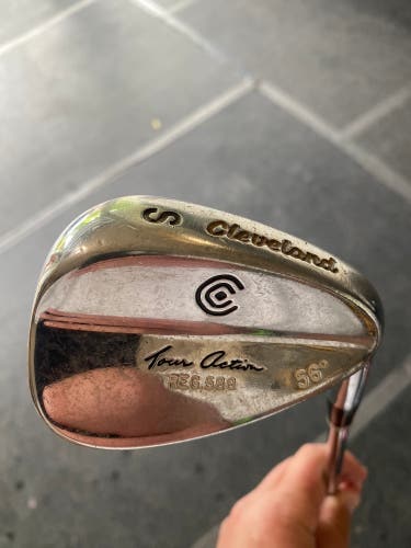 Cleveland Right Handed Tour Action 588 Wedge Used