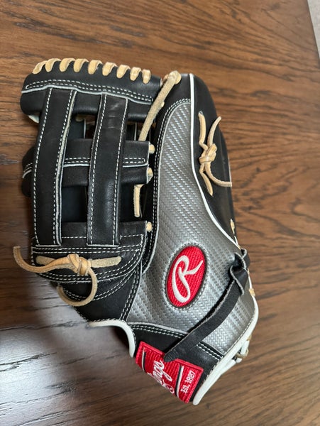 Rawlings baseball glove