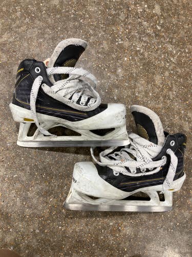 Used Junior Bauer Supreme One.7 Hockey Goalie Skates Size 1.5