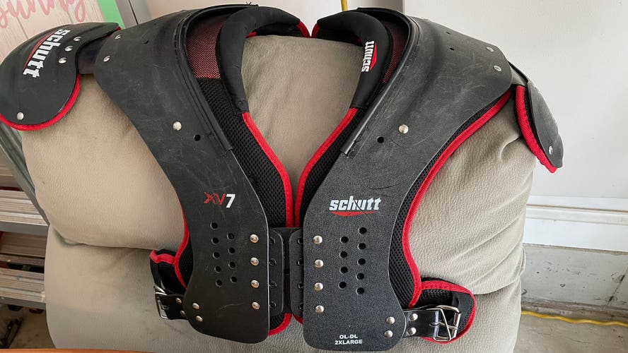 Schutt XV 7 OL/DL 2XL shoulder pads