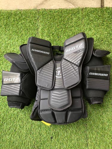 Used Junior Large/Extra Large Warrior Ritual GT2 Goalie Chest Protector