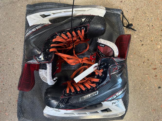 Used Senior Bauer Vapor X2.7 Hockey Skates Regular Width 8