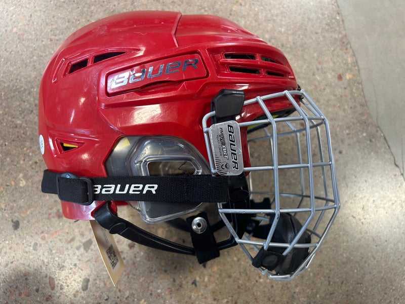 Red Used Youth Bauer Re-Akt 100 Helmet