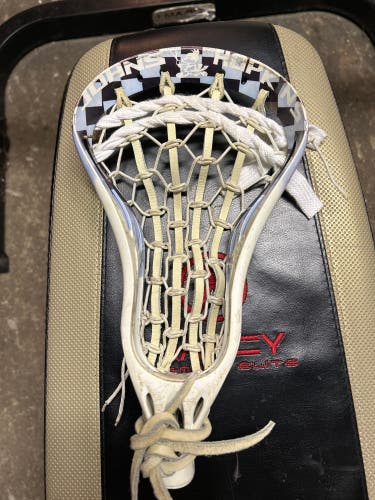 Warrior evo 2.0 John’s Hopkins Dyed head with traditional string