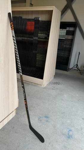 New Senior Warrior Left Hand P28 Pro Stock Alpha LX PRO Hockey Stick 75 Flex