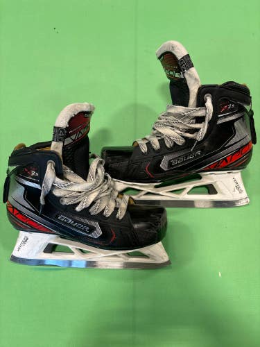Used Intermediate Bauer Vapor X2.9 Hockey Goalie Skates (Regular) - Size: 4.5
