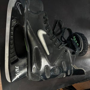 Size 13 Nike Zoom Air Ice Skates