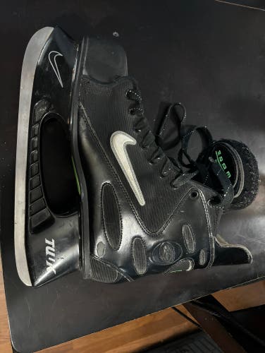 Size 13 Nike Zoom Air Ice Skates