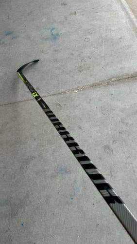 New Senior Warrior Left Hand 85 Flex P28 Pro Stock Alpha LX Pro Hockey Stick