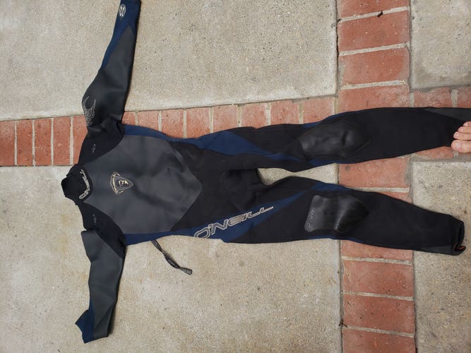 Used Men's Large 3/2mm O'Neill Wetsuit