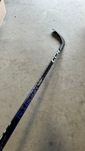 New Senior CCM Right Handed 85 Flex P29 Pro Stock RibCor Trigger 7 Pro Hockey Stick