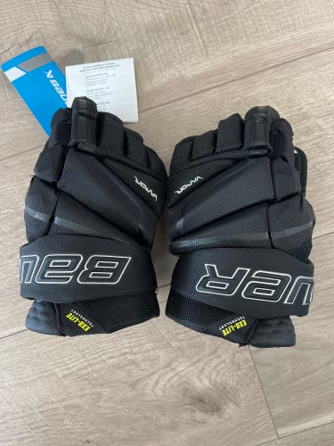 Bauer vapor hyperlite Jr gloves - 11 - Black