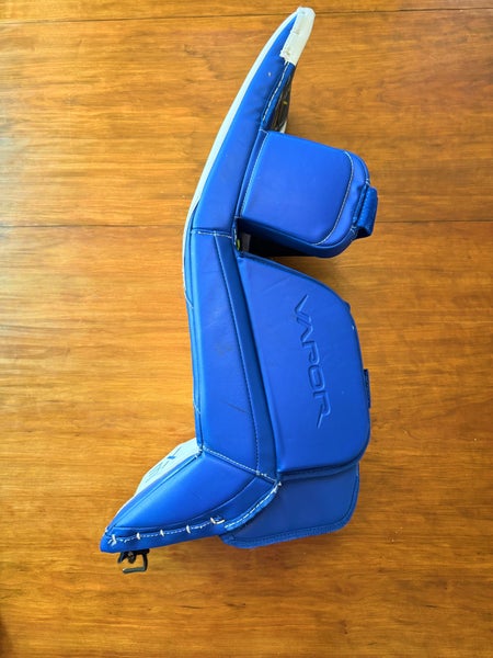 Hockey goalie pads 31”