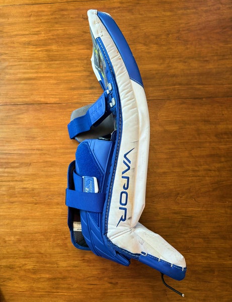 Hockey goalie pads 31”