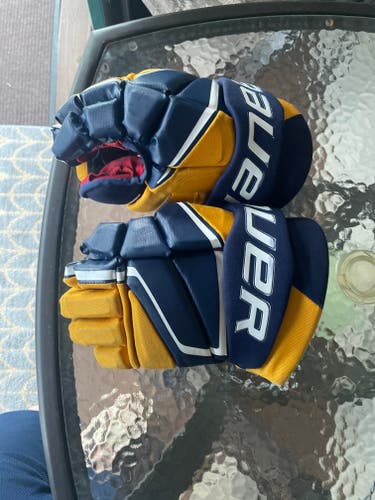 Used Bauer Vapor X Gloves 14" Pro Stock