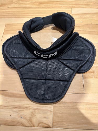 Ccm goalie neck guard