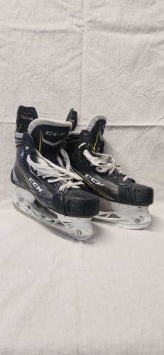 Used Senior CCM Tacks 9070 Hockey Skates Regular Width 7